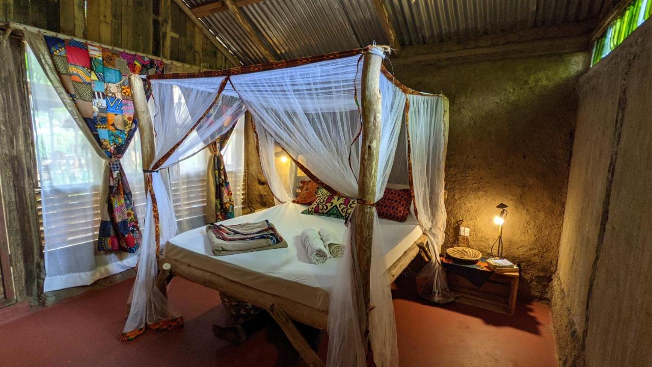 Backyard Hostel Μόσι Εξωτερικό φωτογραφία