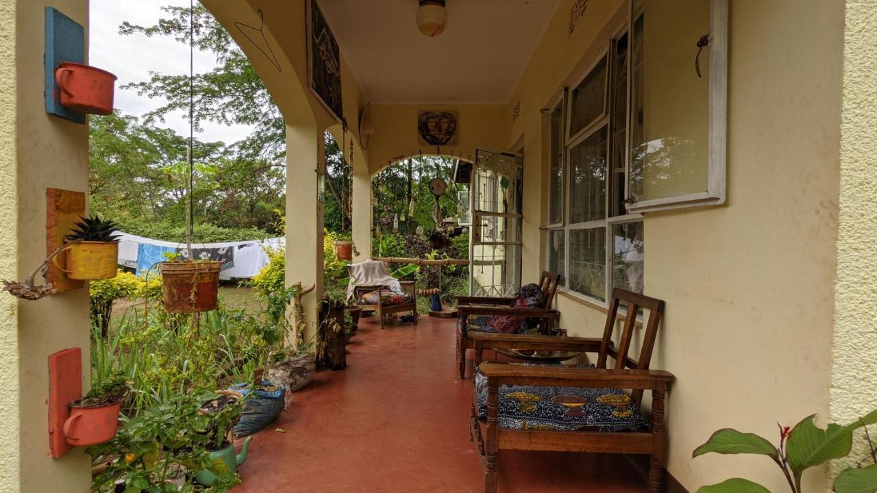 Backyard Hostel Μόσι Εξωτερικό φωτογραφία