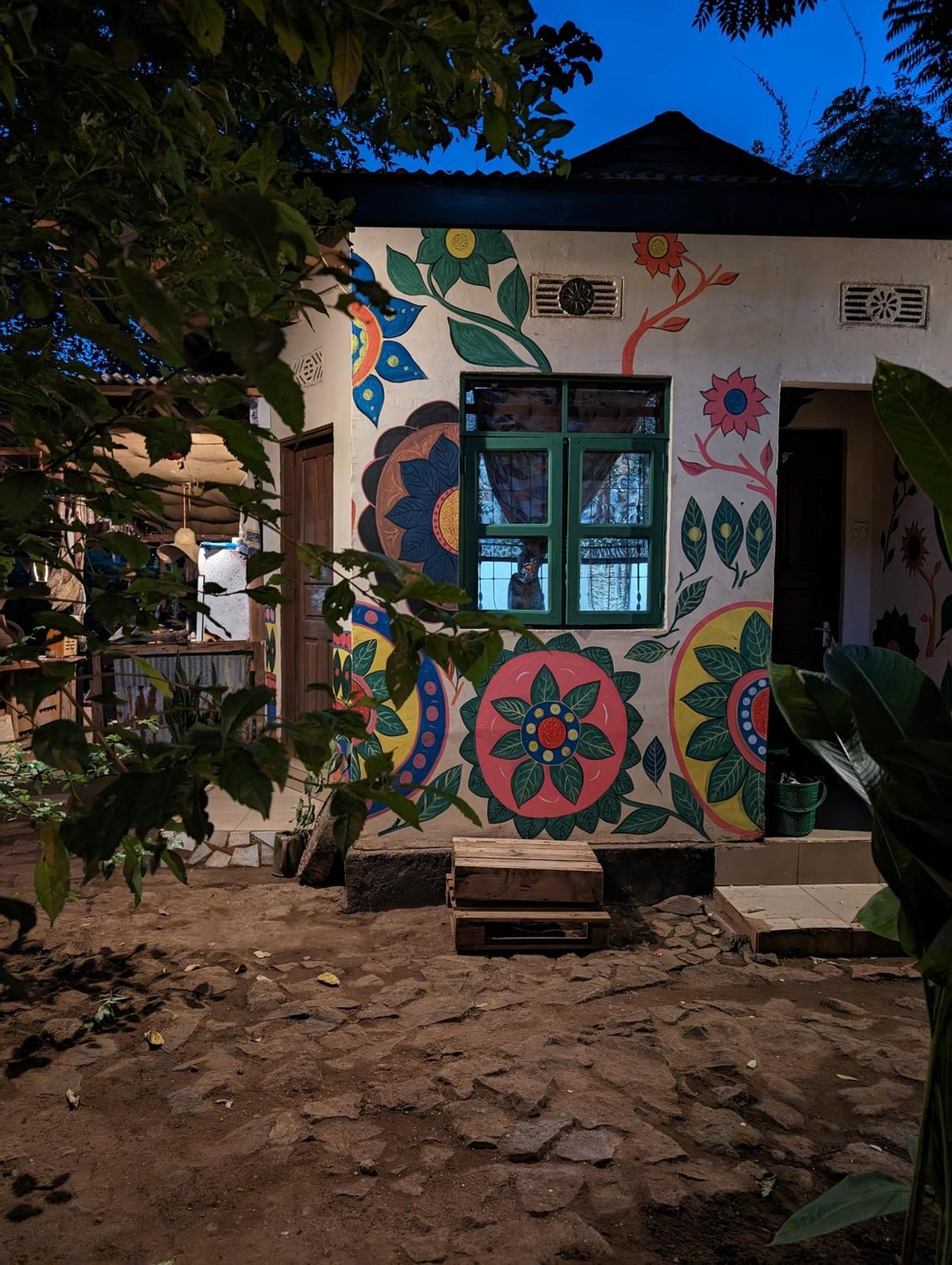 Backyard Hostel Μόσι Εξωτερικό φωτογραφία